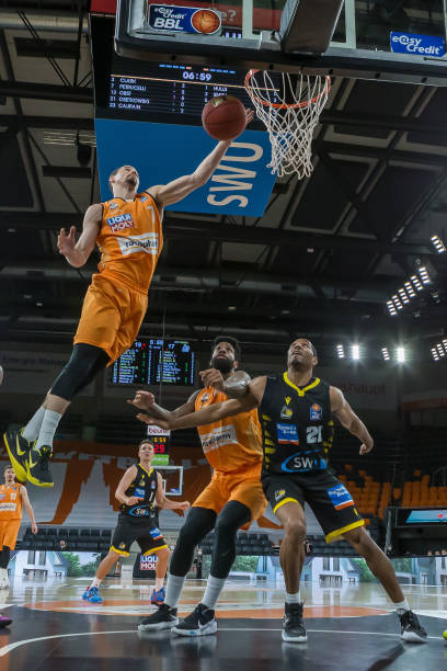 广泛的不满 广泛的不满